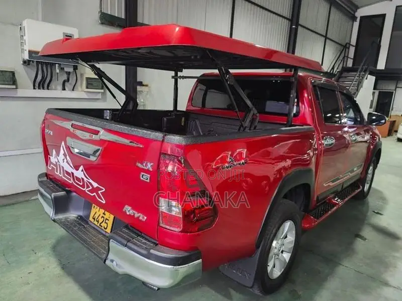 Toyota Hilux REVO 2016