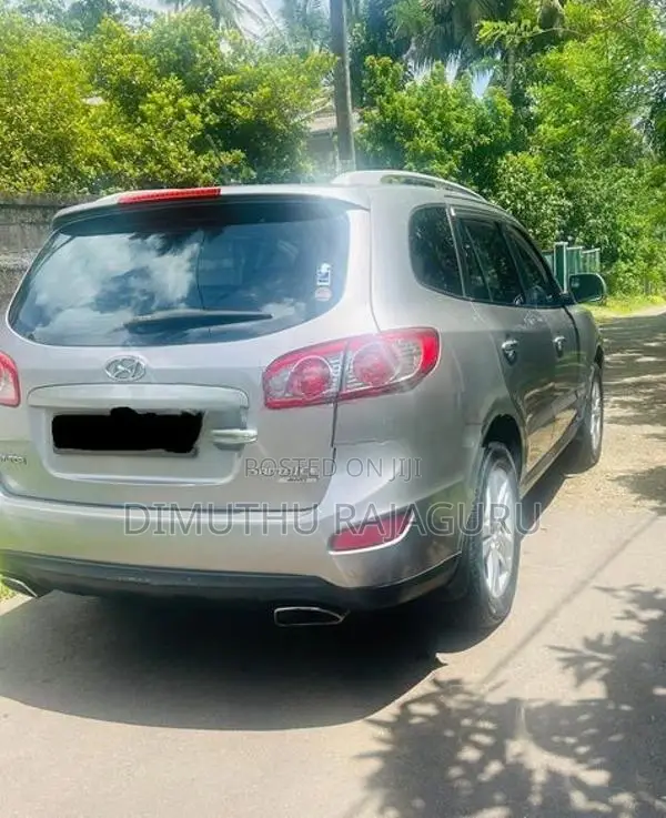 Hyundai Santa Fe 2011