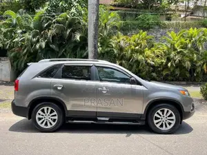 Kia Sorento 1-10 DIESEL 2012
