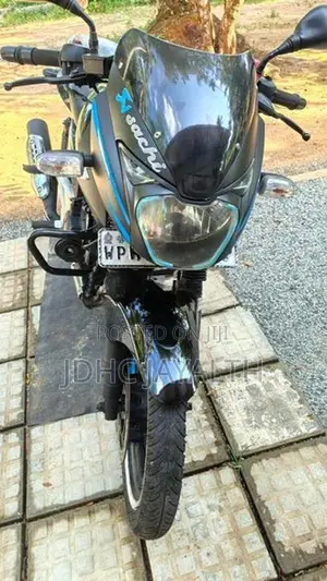 Bajaj Pulsar 180 plusar 2011