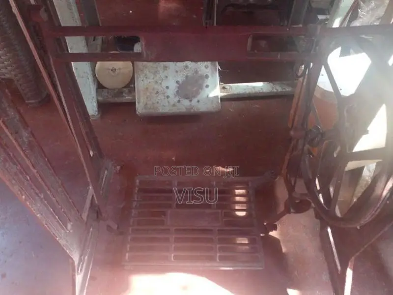TAILORING machine