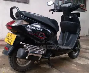 Hero Pleasure NC XL 2402 2012