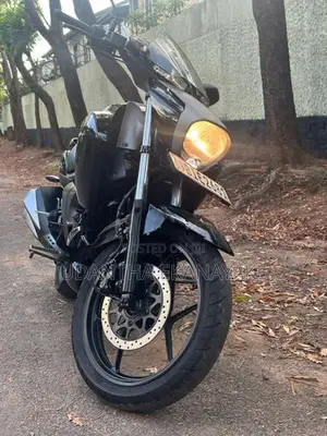 Suzuki Intruder 2018