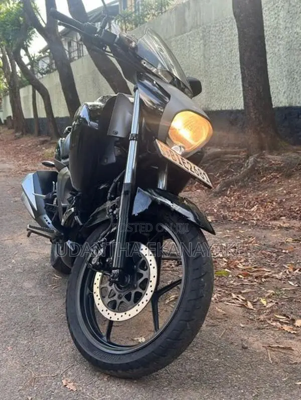 Suzuki Intruder 2018