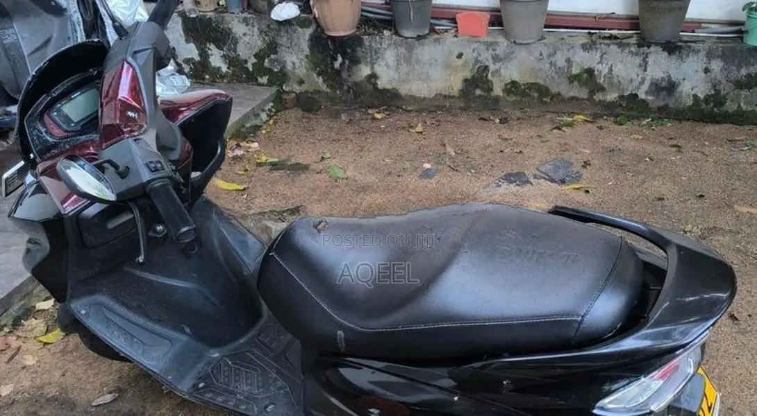Suzuki Burgman 125 2019 Black