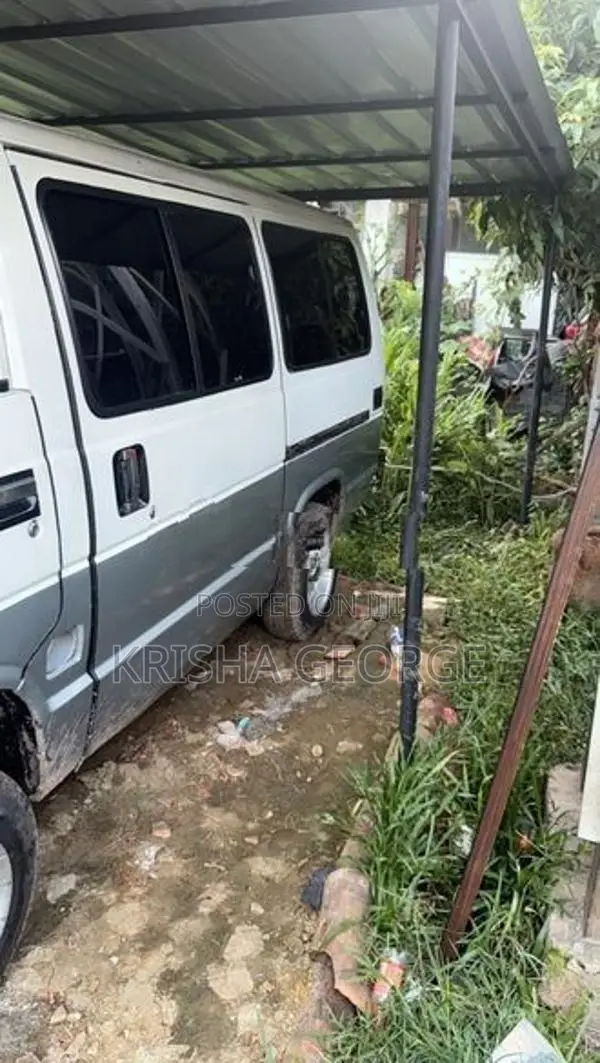 Toyota Hiace 1983
