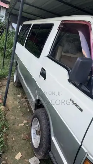 Toyota Hiace 1983