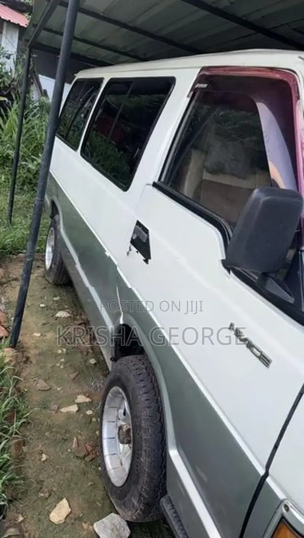 Toyota Hiace 1983