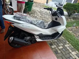 Honda PCX160 2025