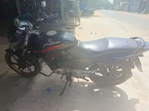 Bajaj Pulsar 150 2012