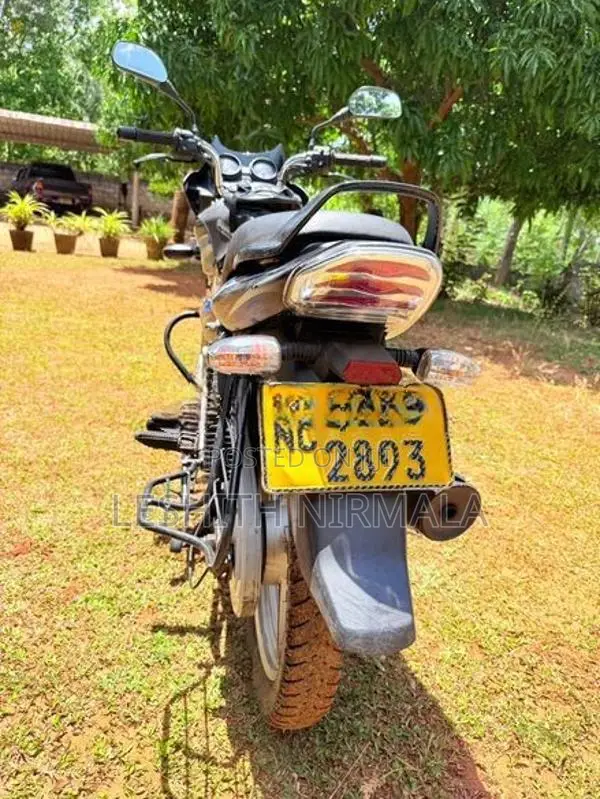 Bajaj Discover 125 2015