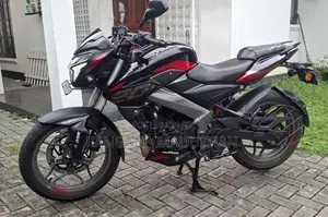 Bajaj Pulsar NS200 2025