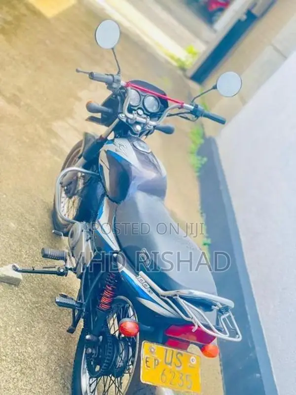 Bajaj CT100 2008