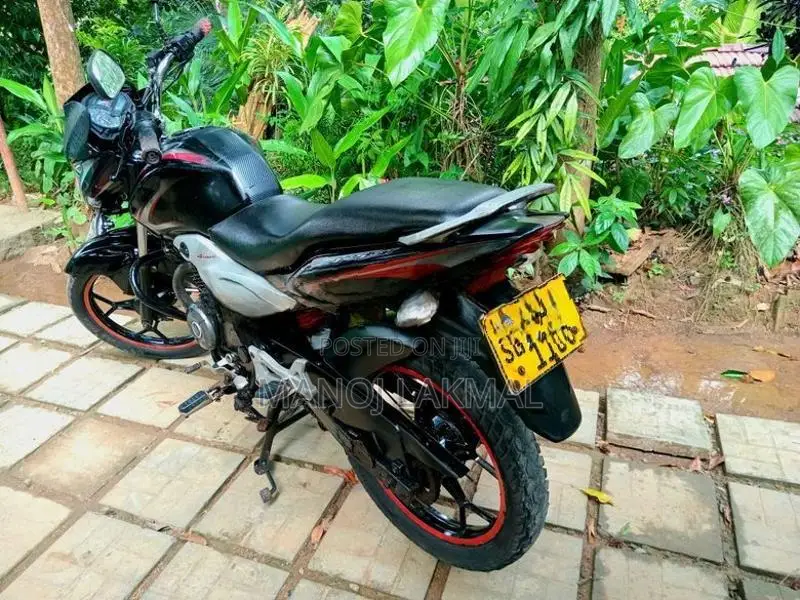 Bajaj Discover 125 ST 2013