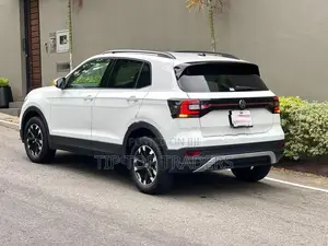 Volkswagen T-Cross Style 2023