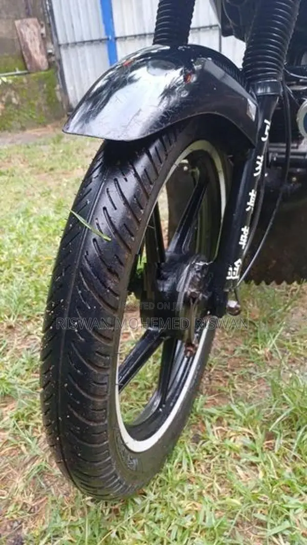 Bajaj Platina 100 2015