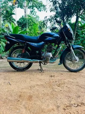 Bajaj CT100 2014