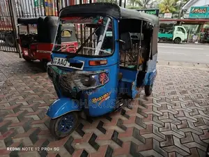 Bajaj RE 2014