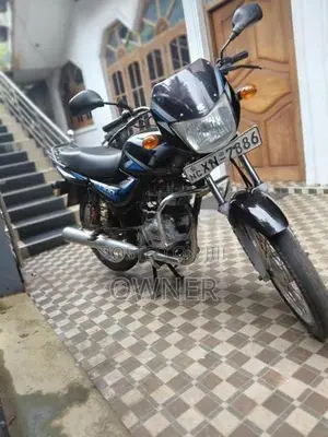 Bajaj CT100 2012