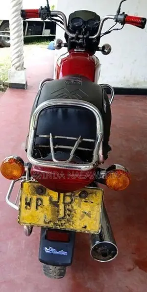 Bajaj Boxer 2004