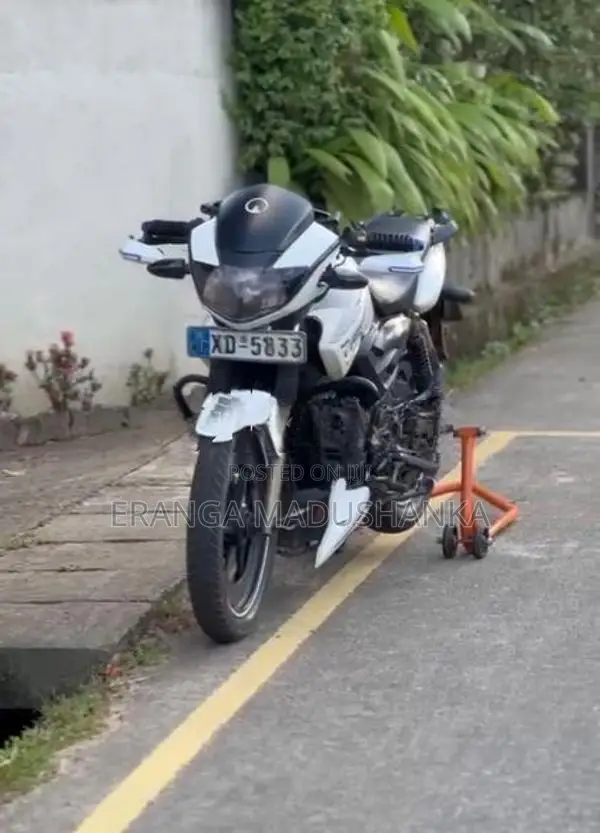 TVS Apache RTR 180 2011