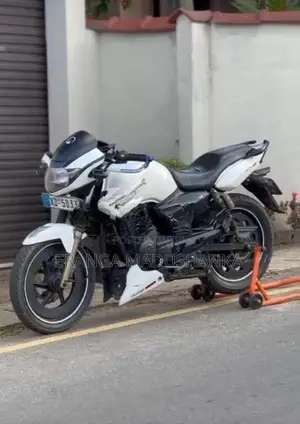 TVS Apache RTR 180 2011
