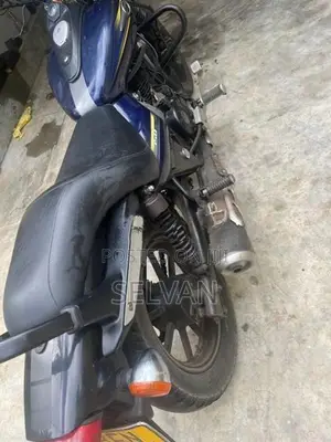 Bajaj Avenger 2018