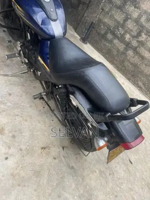 Bajaj Avenger 2018