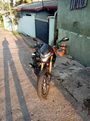 Bajaj Pulsar NS200 2025