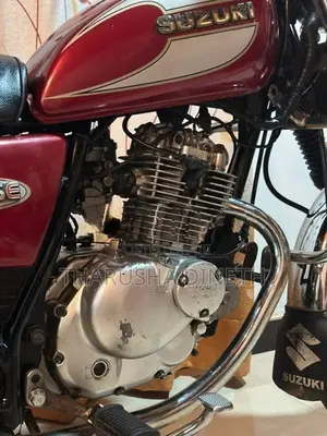 Suzuki GN 125 Japan 2006
