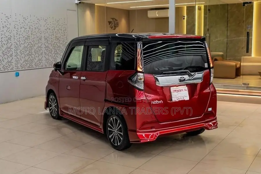 Toyota Roomy Custom GT Turbo 2025