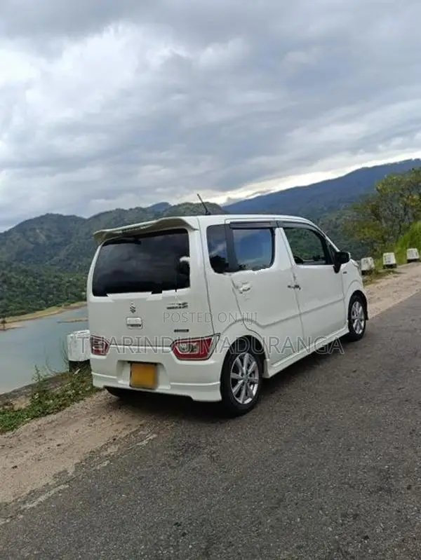 Suzuki Wagon R FZ 2018