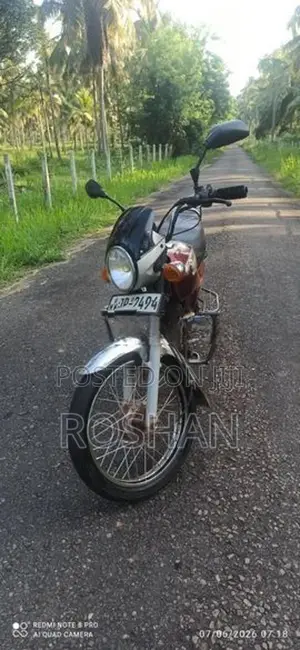 Bajaj Boxer Red 2004