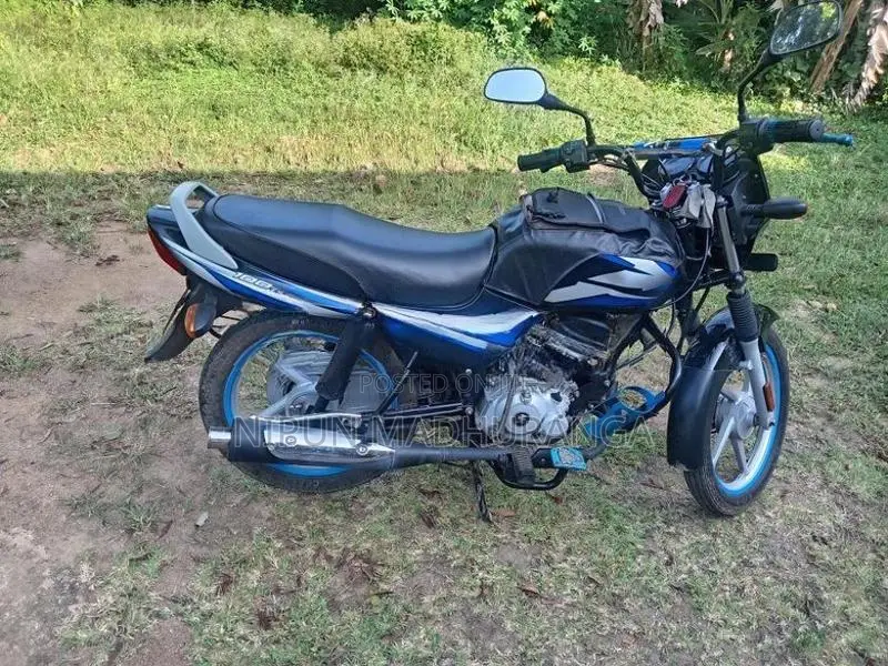 Bajaj CT100 100 2025
