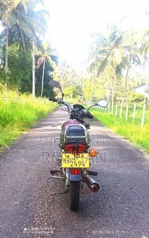 Bajaj Boxer Red 2004