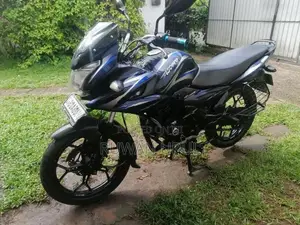 Bajaj Discover 2015