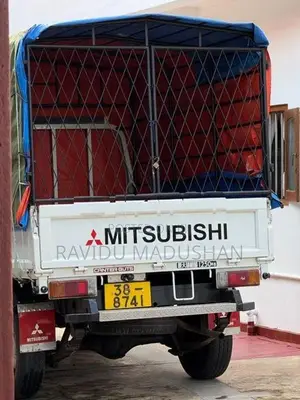 Mitsubishi Delica L300 PO5 1986