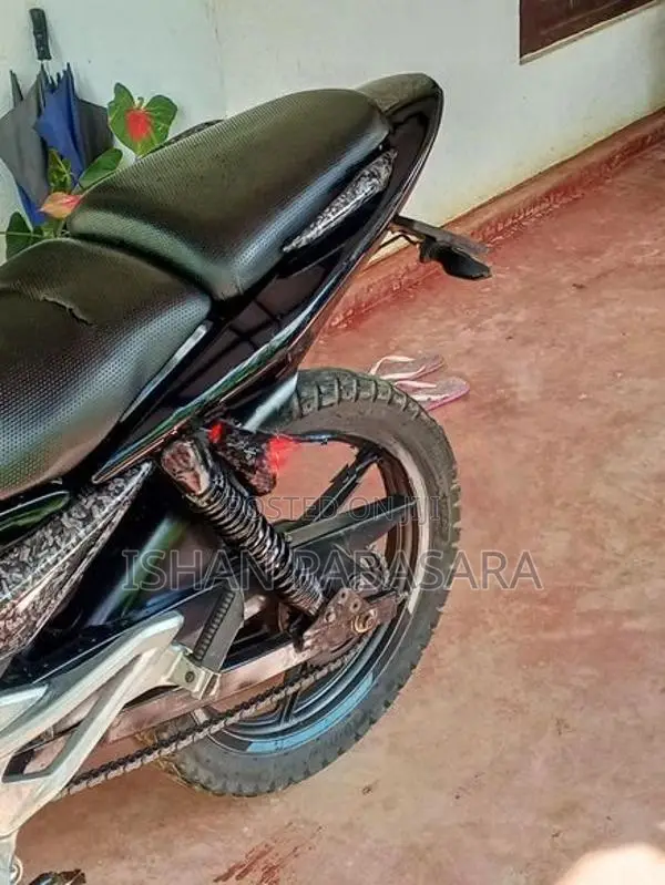 Bajaj Pulsar 135 2012