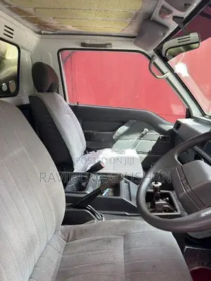 Mitsubishi Delica L300 PO5 1986