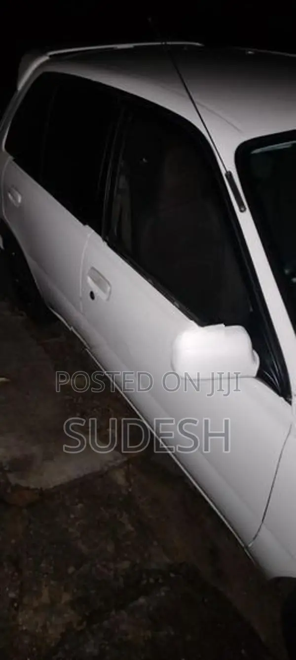 Toyota Starlet EP 82 1997