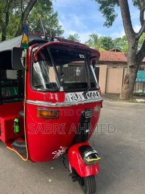 Bajaj RE 2001