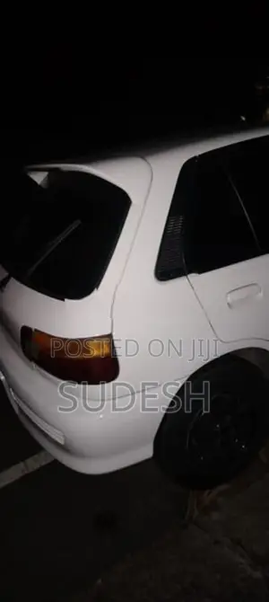 Toyota Starlet EP 82 1997