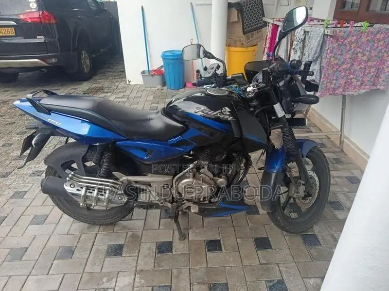 Bajaj Pulsar 150 2016