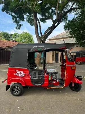 Bajaj RE 2001