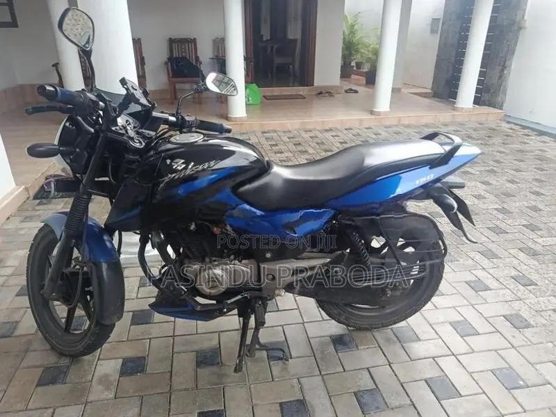 Bajaj Pulsar 150 2016