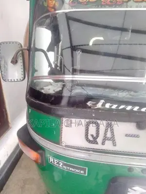 Bajaj RE 2005
