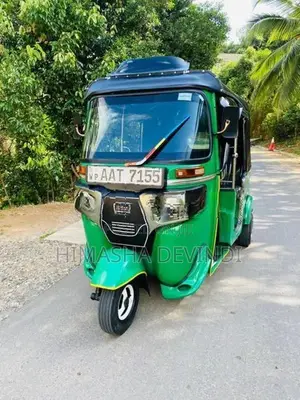 Bajaj RE 2014