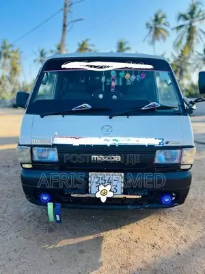 Mazda Bongo Brawny 1996