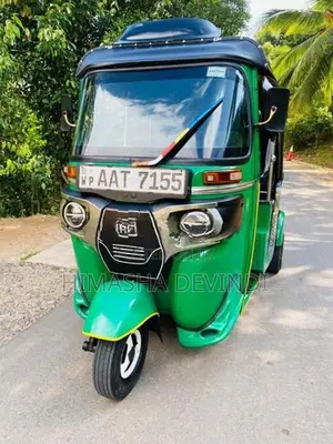 Bajaj RE 2014