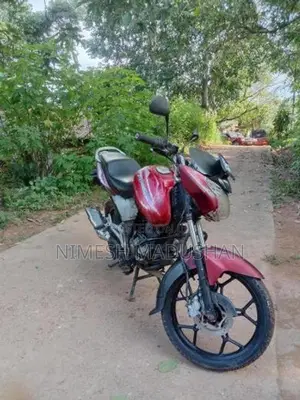 Bajaj Discover 125 2012